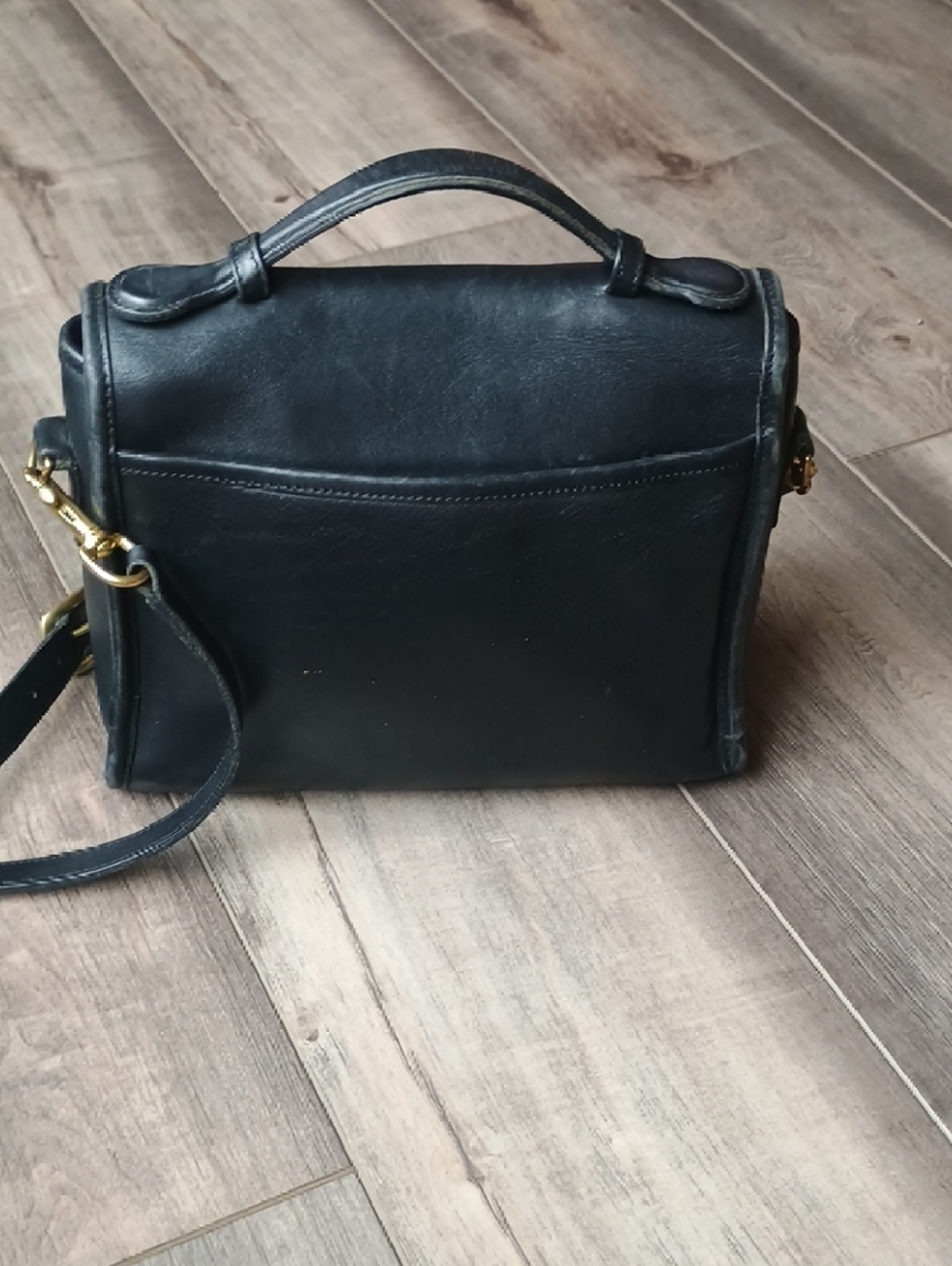 Vintage Coach Court Bag #9870 Black Leather Top-Handle Cross Body Bag Purse - Picture 4 of 16